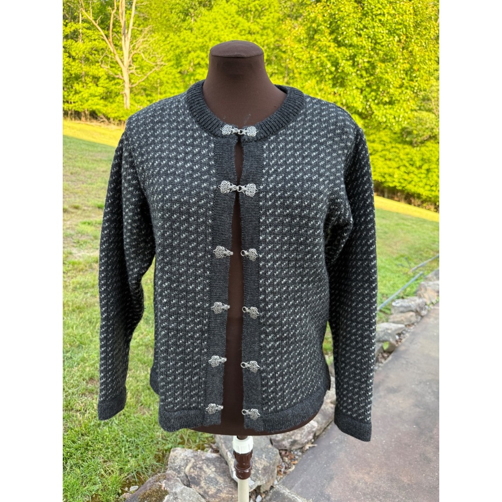 LL Bean Womens XS Wool Cardigan Sweater Made in Norway Nordic Pewter Clasp Grey